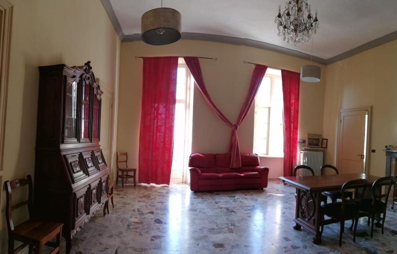 Dimora Castello Dei Conti Bed and Breakfast Trinità Exteriör bild