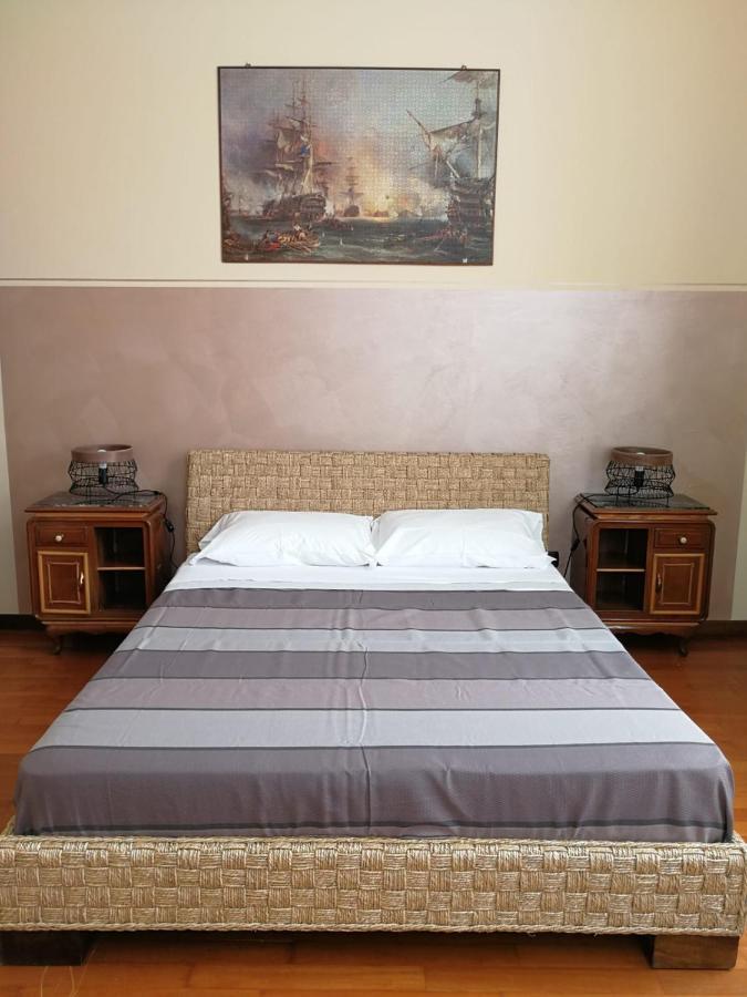Dimora Castello Dei Conti Bed and Breakfast Trinità Exteriör bild
