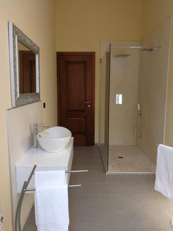 Dimora Castello Dei Conti Bed and Breakfast Trinità Exteriör bild